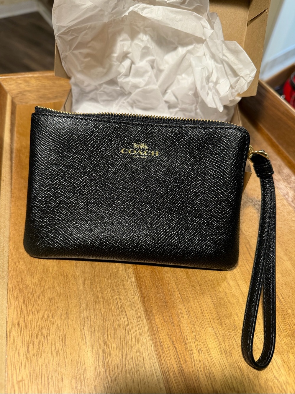 COACH - Black Wristlet